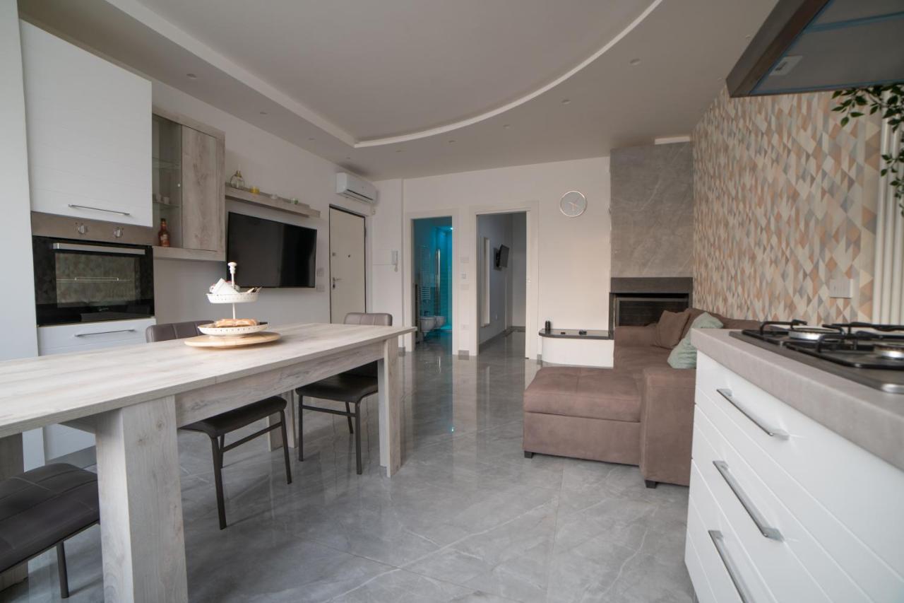 Houses & Rooftop Pompei - Sky المظهر الخارجي الصورة